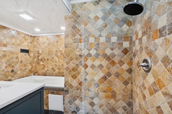 Bathroom, Interior, Recessed Lighting