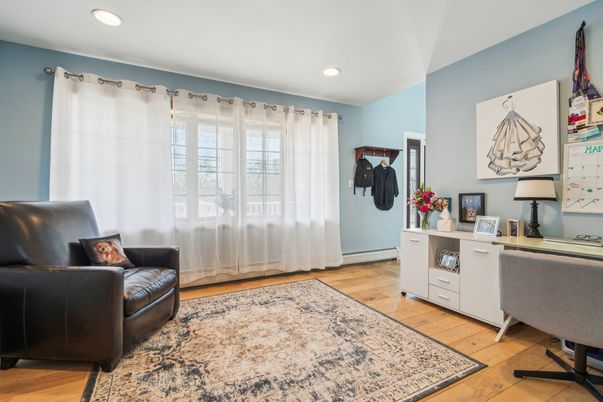 Home Office, Interior, Recessed Lighting, Wood Texture Flooring