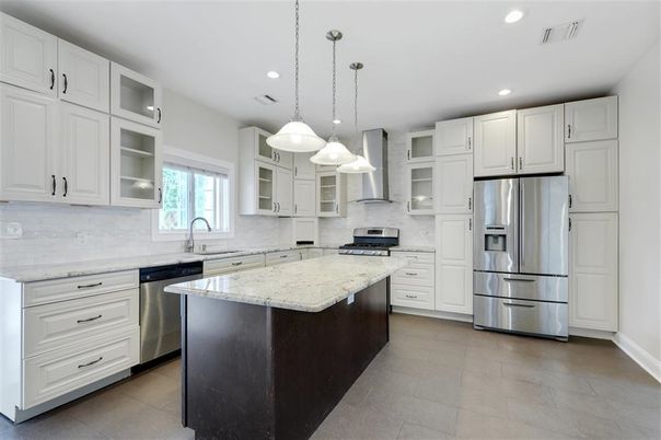 Interior, Kitchen, Pendant Lights, Recessed Lighting, Stainless Steel Appliances