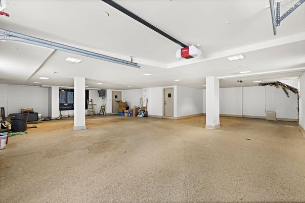 Interior, Recessed Lighting