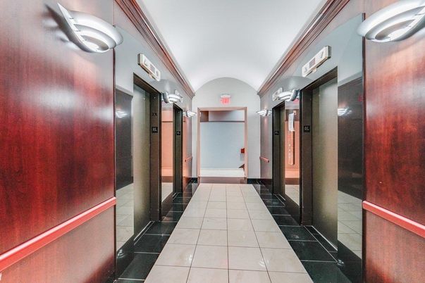 Elevator, Interior