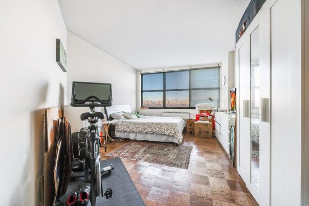 Bedroom, Fitness Equipment, Interior, Wood Texture Flooring