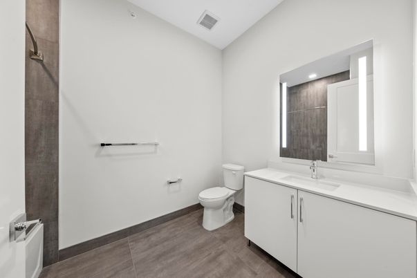 Bathroom, Interior, Recessed Lighting