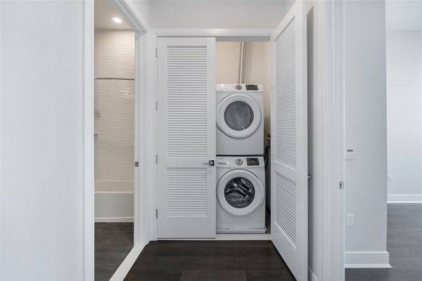 Interior, Recessed Lighting, Utility Closets, Washer, Wood Texture Flooring