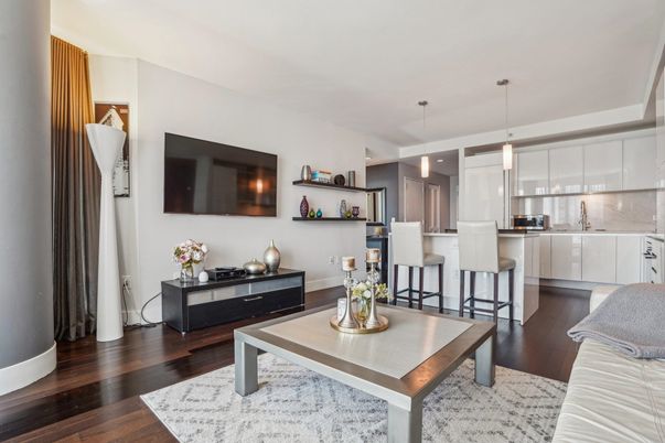 Interior, Kitchen, Pendant Lights, Wood Texture Flooring
