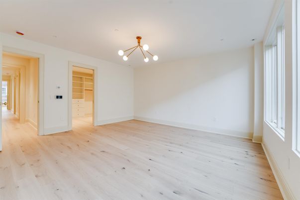 Empty room, Interior, Pendant Lights, Wood Texture Flooring