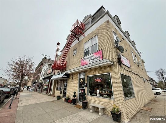Exterior, Facade, Brick Facade, None