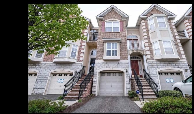 Attached, Exterior, Facade, Brick Facade, Rowhouse