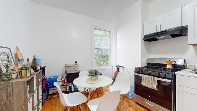 Dining room, Interior, Kitchen, Stainless Steel Appliances, Wood Texture Flooring