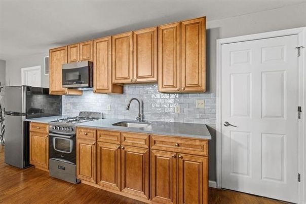 Interior, Kitchen, Stainless Steel Appliances, Wood Texture Flooring