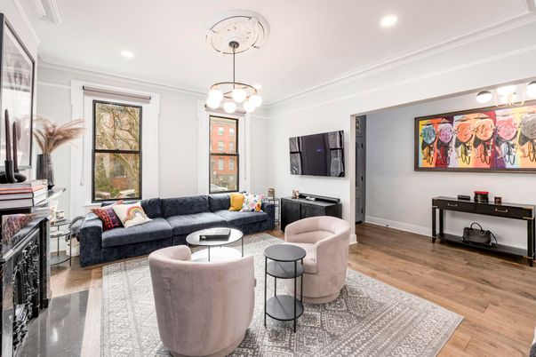 Interior, Living room, Pendant Lights, Recessed Lighting, Wood Texture Flooring