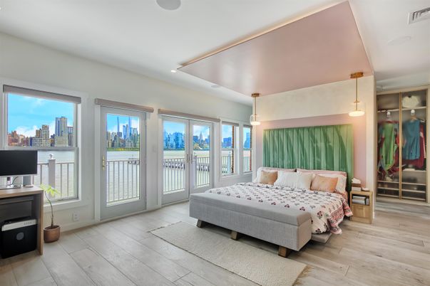 Bedroom, Interior, Pendant Lights, Recessed Lighting, Water, Wood Texture Flooring