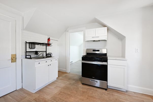 Interior, Kitchen, Stainless Steel Appliances, Wood Texture Flooring