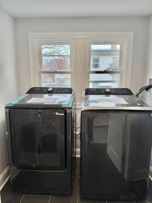 Interior, Washer