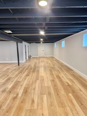 Empty room, Interior, Recessed Lighting, Wood Texture Flooring