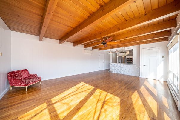 Empty room, Interior, Wooden Beams, Wooden Ceilings, Wood Texture Flooring