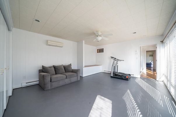 Fitness Equipment, Interior, Recessed Lighting
