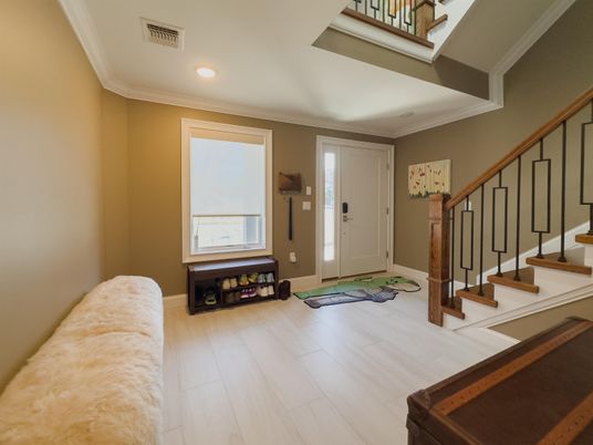 Interior, Recessed Lighting, Wood Texture Flooring