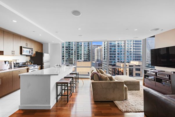 Interior, Kitchen, Living room, Recessed Lighting, Wood Texture Flooring