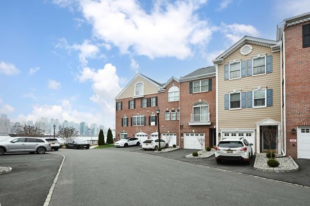 Attached, Exterior, Facade, Brick Facade, Rowhouse