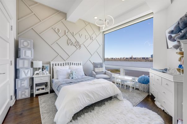 Bedroom, Interior, Pendant Lights, Recessed Lighting, Water, Wood Texture Flooring