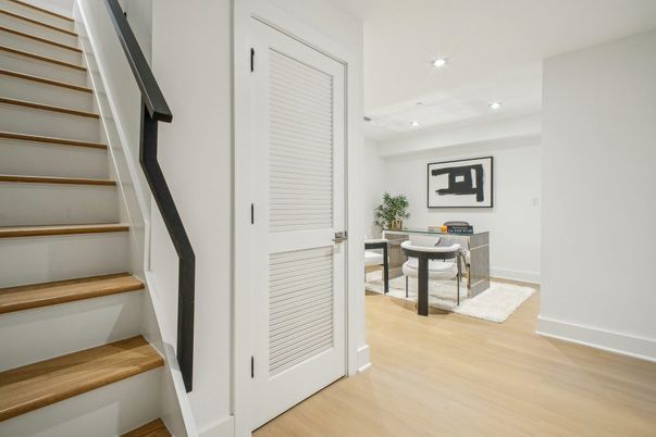 Interior, Recessed Lighting, Wood Texture Flooring