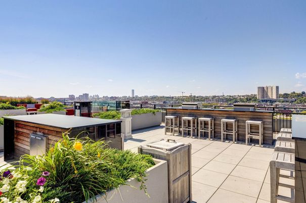 Exterior, Other, Skyline