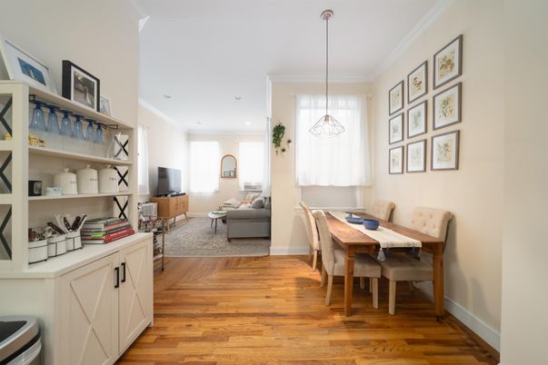 Dining room, Interior, Living room, Pendant Lights, Recessed Lighting, Wood Texture Flooring