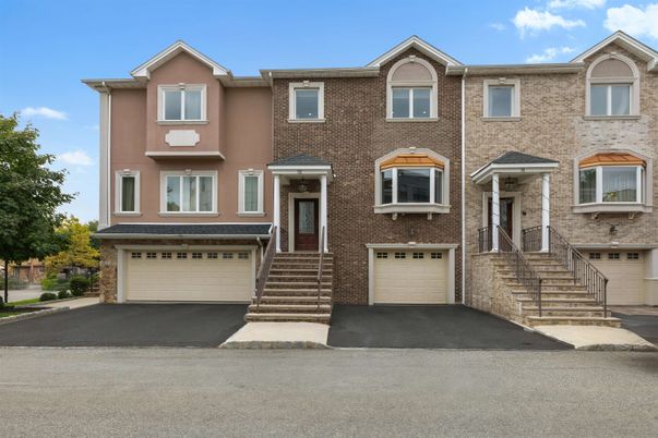 Attached, Exterior, Facade, Brick Facade, Rowhouse