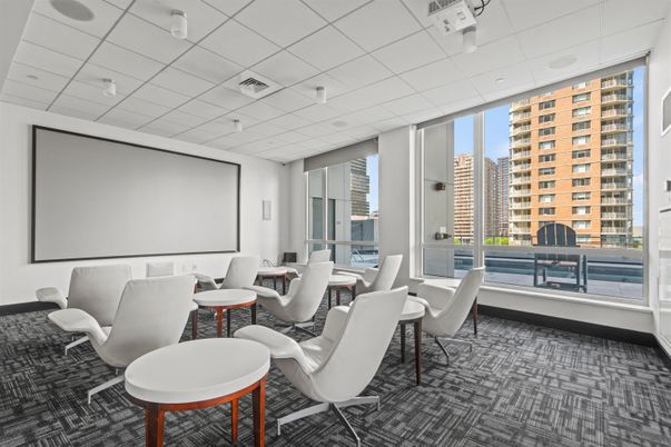 Interior, Projection Screen, Recessed Lighting, Theatre Room