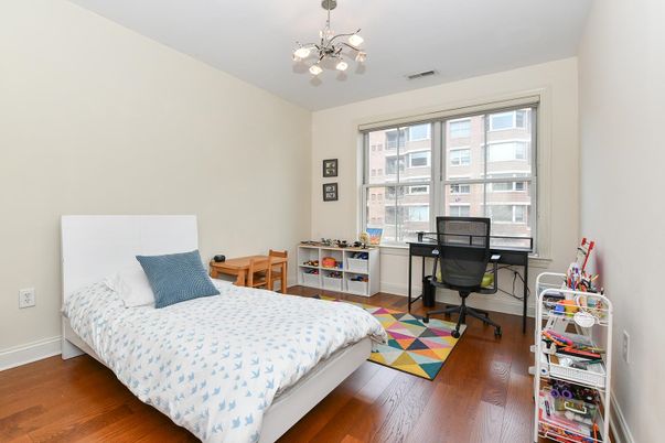 Bedroom, Home Office, Interior, Pendant Lights, Wood Texture Flooring