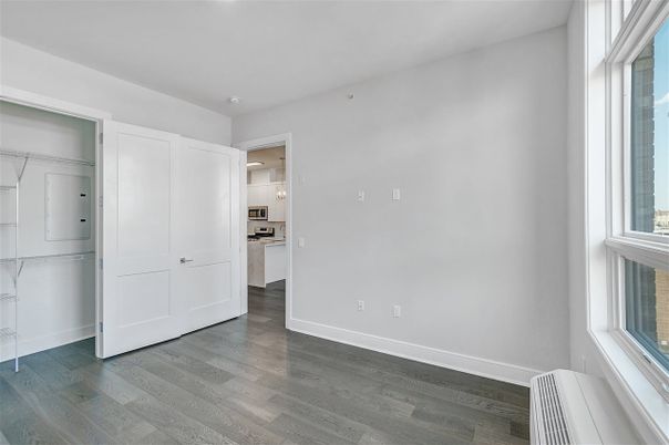 Empty room, Interior, Kitchen, Wood Texture Flooring