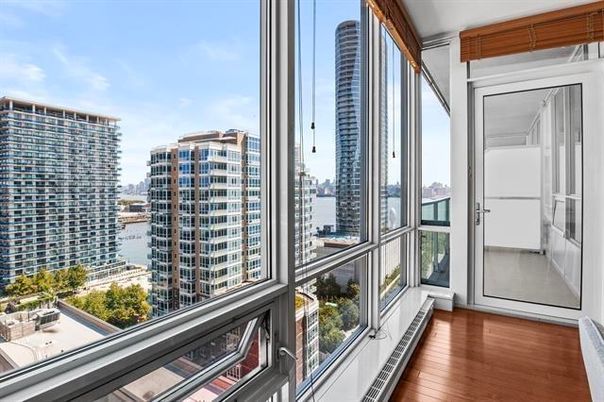 Water, Interior, Other, Skyline