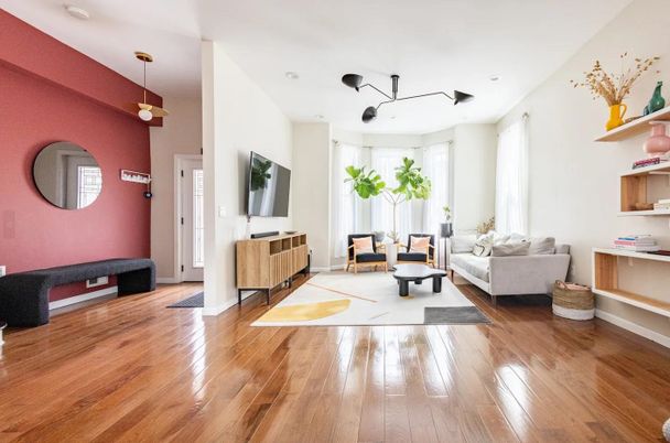Interior, Living room, Pendant Lights, Wood Texture Flooring