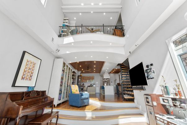 Interior, Piano, Recessed Lighting, Wood Texture Flooring