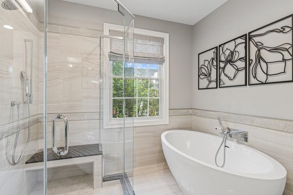 Bathroom, Free Standing Baths, Glass Shower, Interior, Recessed Lighting