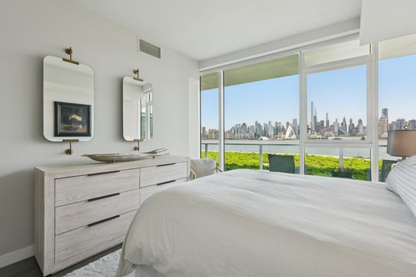 Bedroom, Interior, Water