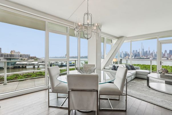Chandelier, Dining room, Interior, Living room, Pendant Lights, Water, Wood Texture Flooring