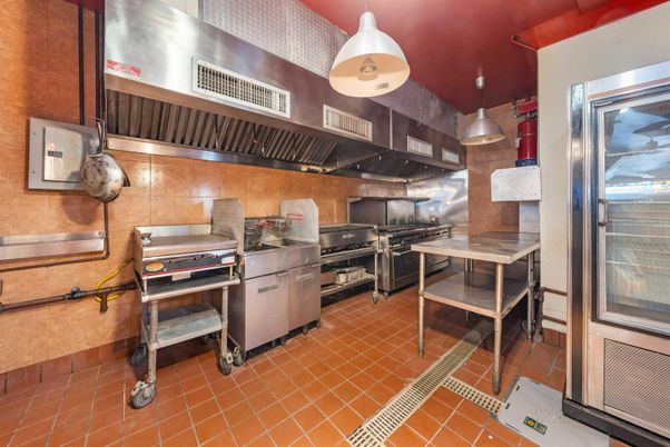 Interior, Kitchen, Pendant Lights, Stainless Steel Appliances