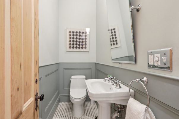 Bathroom, Interior