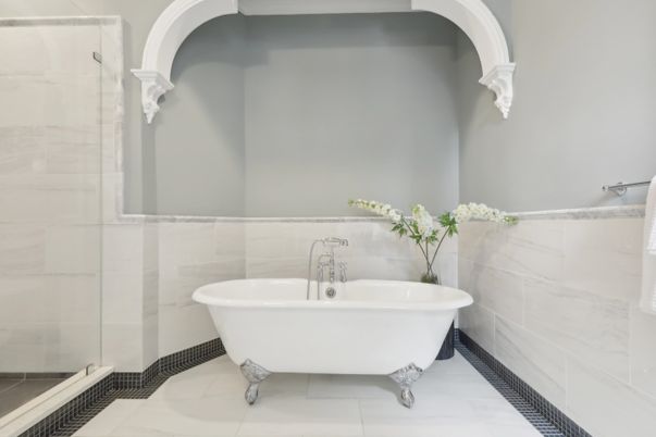 Bathroom, Free Standing Baths, Interior