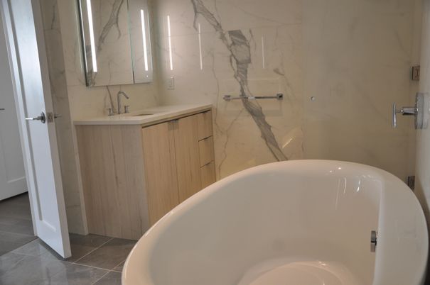 Bathroom, Free Standing Baths, Interior, Marble Walls