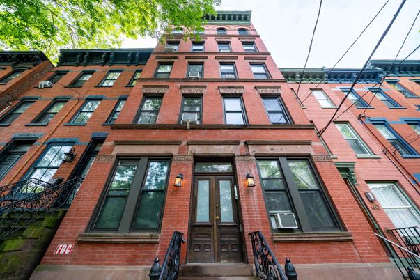Exterior, Facade, Brick Facade, Rowhouse