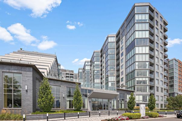 Exterior, Facade, Condo Building