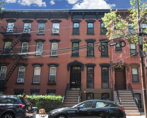 Exterior, Facade, Brick Facade, Rowhouse