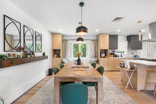 Dining room, Interior, Kitchen, Pendant Lights, Recessed Lighting, Wood Texture Flooring