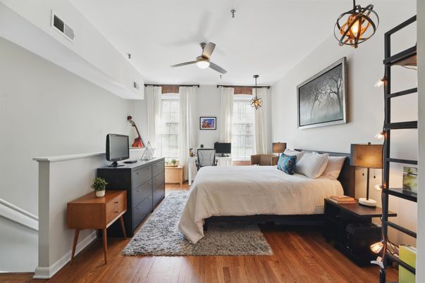 Bedroom, Interior, Pendant Lights, Wood Texture Flooring
