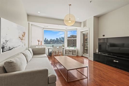 Dining room, Interior, Living room, Pendant Lights, Recessed Lighting, Wood Texture Flooring