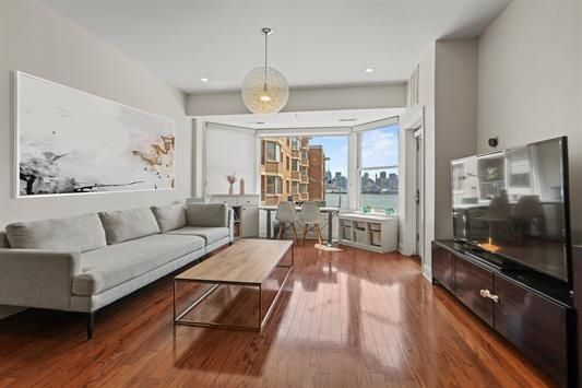 Chandelier, Dining room, Interior, Living room, Pendant Lights, Recessed Lighting, Water, Wood Texture Flooring