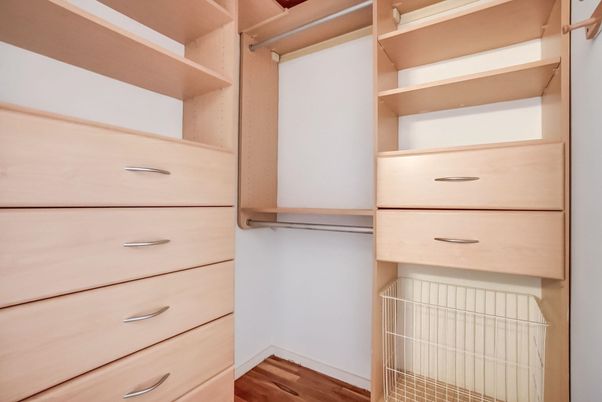 Interior, Walk-in Closets, Wood Texture Flooring